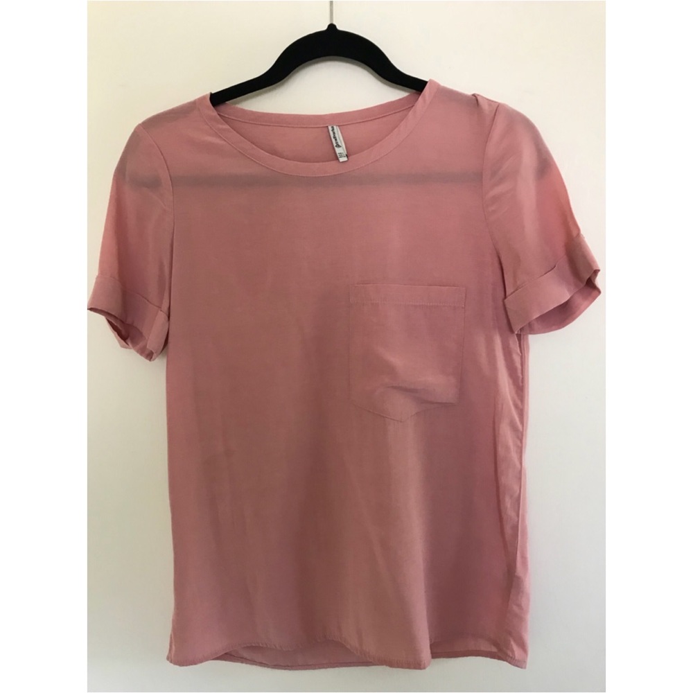 Stradivarius pink shirt